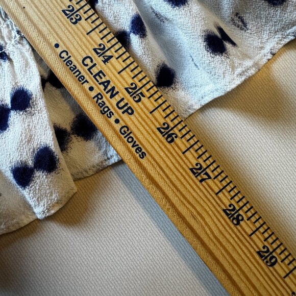 Ann Taylor Sleeveless Top Large White Blue Smocked Waist Dainty Feminine - Picture 6 of 8